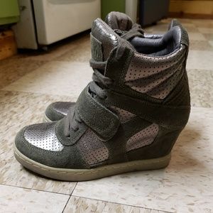 Ash Heeled sneakers EUC